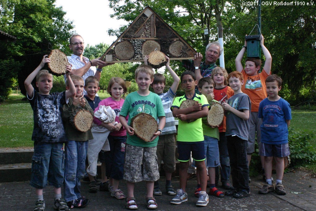 1. und 2. Klasse der Brckenschule Bruchkbel-Rodorf