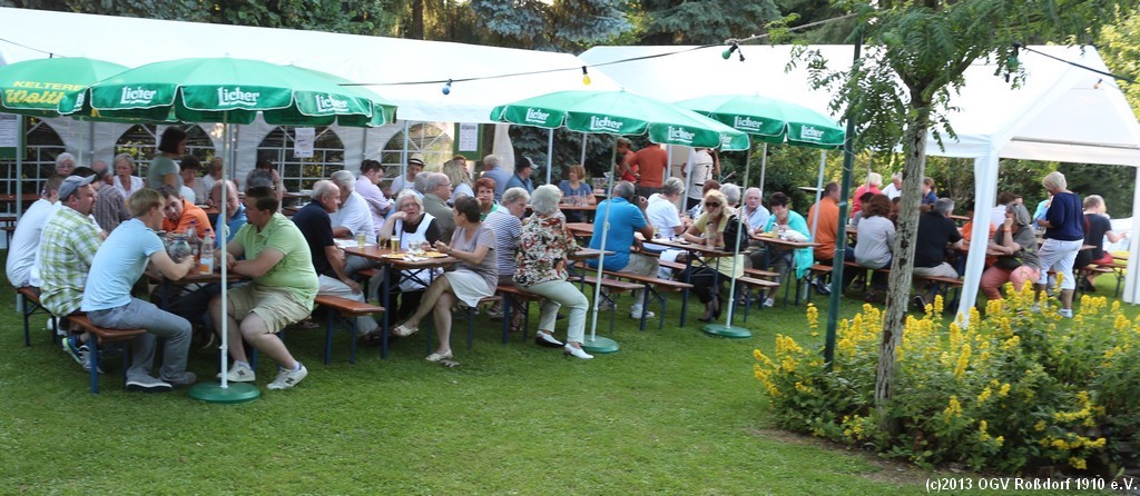Sommerfestidylle am Samstagabend